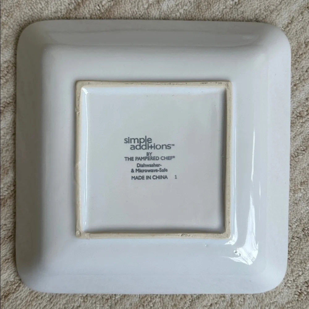Set of 2 Pampered Chef Simple Additions Appetizer Salad Dessert Plates White 7”